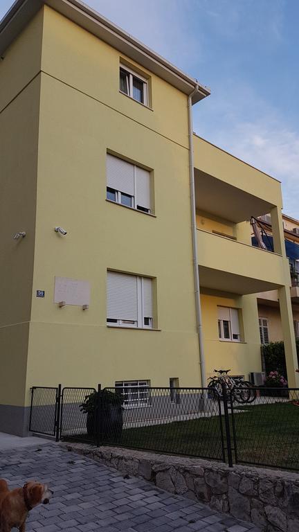 Apartments Adriana Σπλιτ Εξωτερικό φωτογραφία